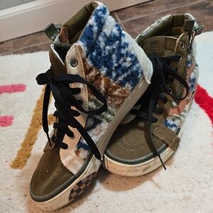 Vans High-Top Sneakers - Olive and Multicolor
